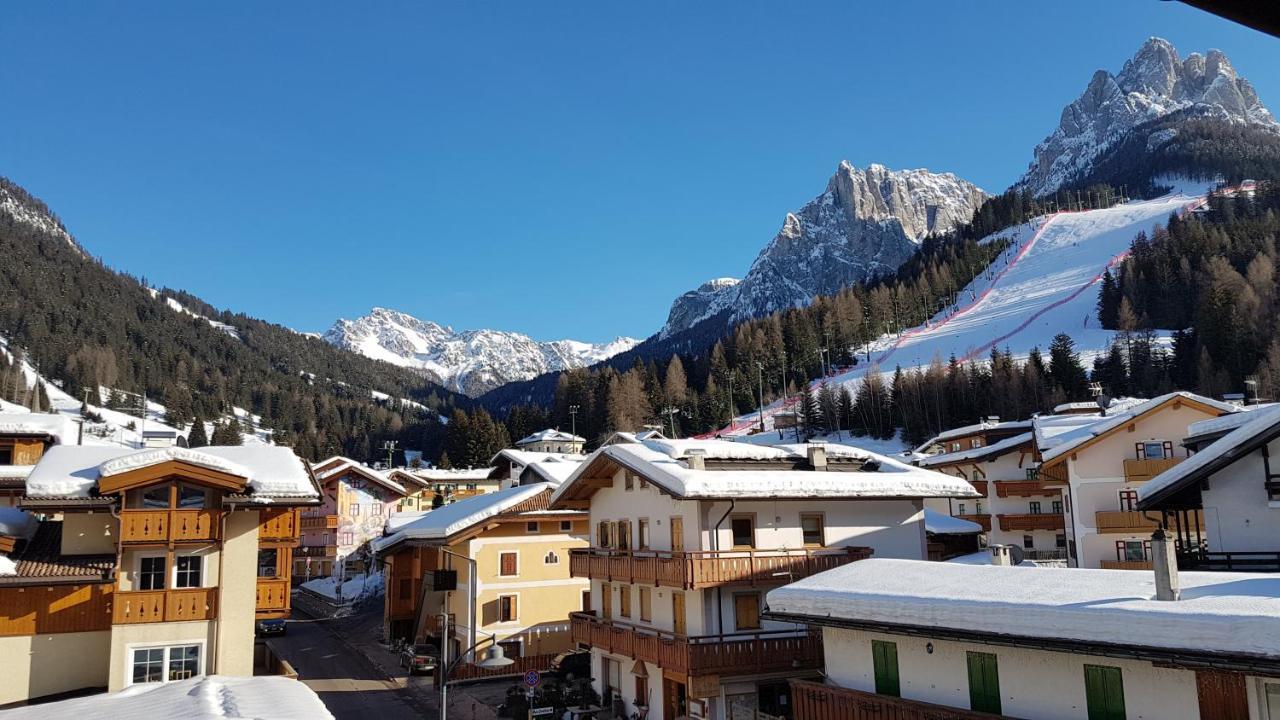 Ferienwohnung Casa Paola Pozza di Fassa Exterior foto