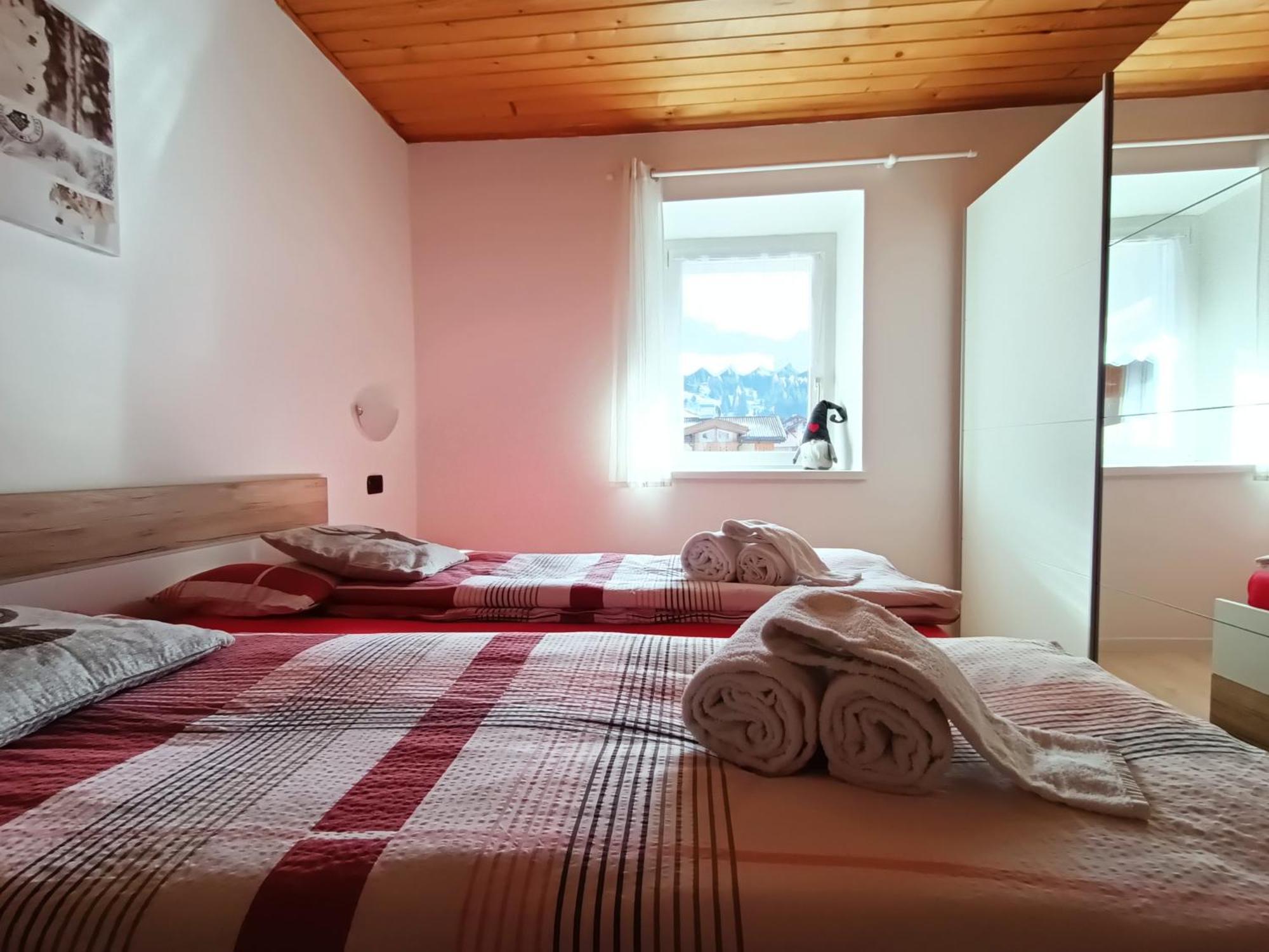 Ferienwohnung Casa Paola Pozza di Fassa Exterior foto