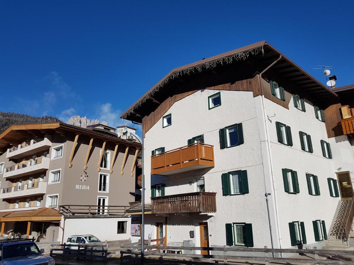Ferienwohnung Casa Paola Pozza di Fassa Exterior foto
